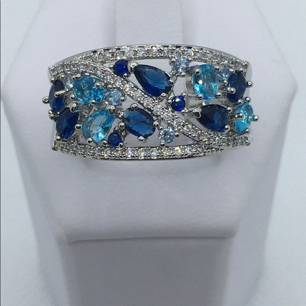 ETERNITY WEDDING RING - Picture 6 of 7